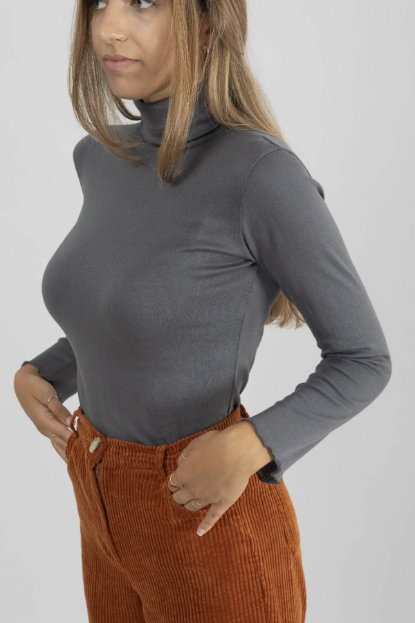 Soft gray turtleneck sweater 100% organic cotton