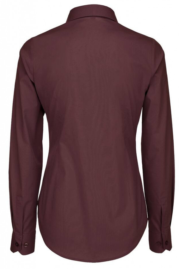 Luxury red shirt. 97% combed cotton, 3% elastane