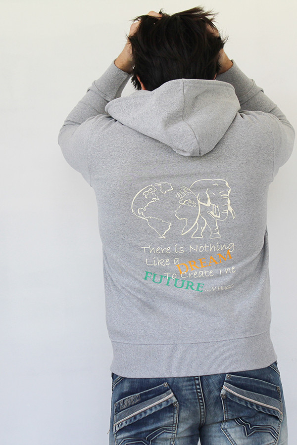 GRAUES SWEATSHIRT MIT REISSVERSCHLUSS 60 % recycelte Baumwolle / 40 % recyceltes Polyester