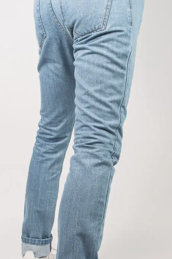 Jeans sbiaditi 100% cotone biologico