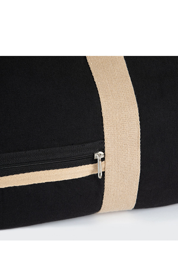 Recycled Black Duffel Bags 67% recycled cotton / 30% recycled polyester / 3% other fibers