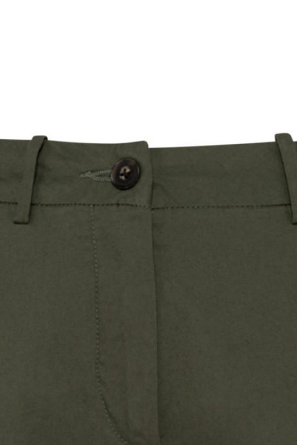 Pantalón color khaki 98% Algodón orgánico / 2% elastano
