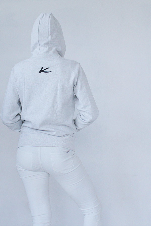 CREME HOODIE 60 % recycelte baumwolle / 40 % recycelter polyester