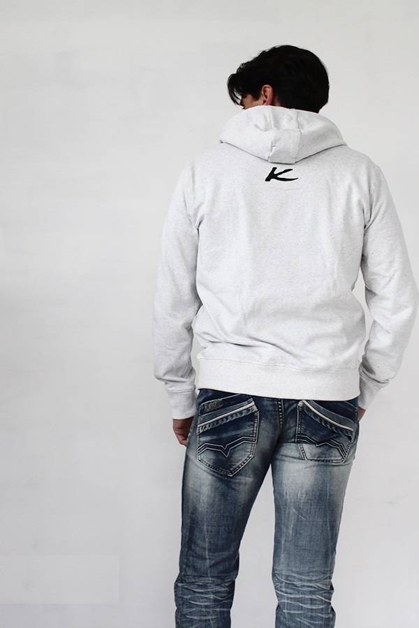 CREME HOODIE 60 % recycelte baumwolle / 40 % recycelter polyester