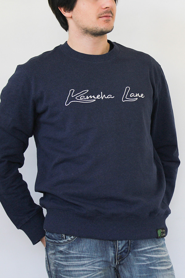 MARINEBLAUES SWEATSHIRT MIT RUNDHALSAUSSCHNITT 60 % recycelte Baumwolle / 40 % recyceltes Polyester