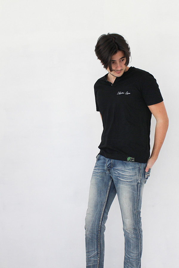BLACK T-SHIRT 80% ORGANIC COTTON / 20% POST-CONSUMER RECYCLED POLYESTER