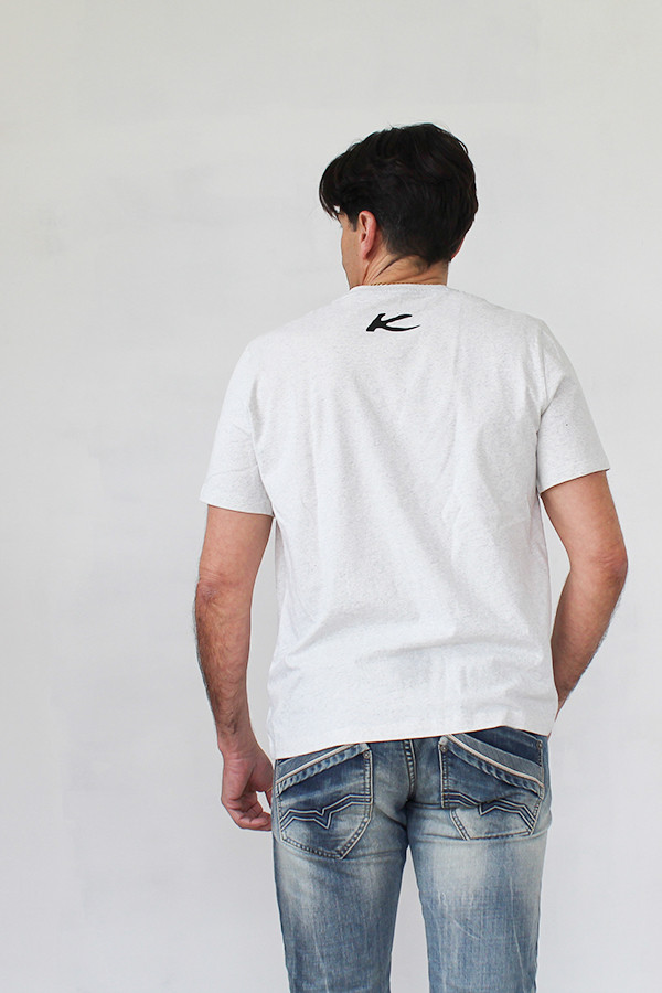 100% RECYCLED CREAM T-SHIRT 60% pre-consumer recycled cotton and 40% post-consumer recycled polyester