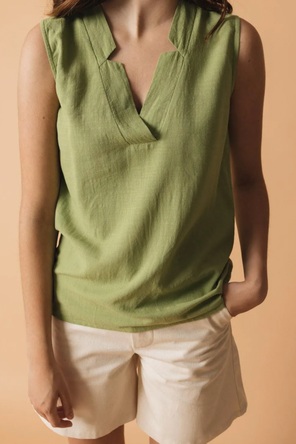 Pistazienfarbene Bluse mit V-Ausschnitt 100 % bio-baumwolle