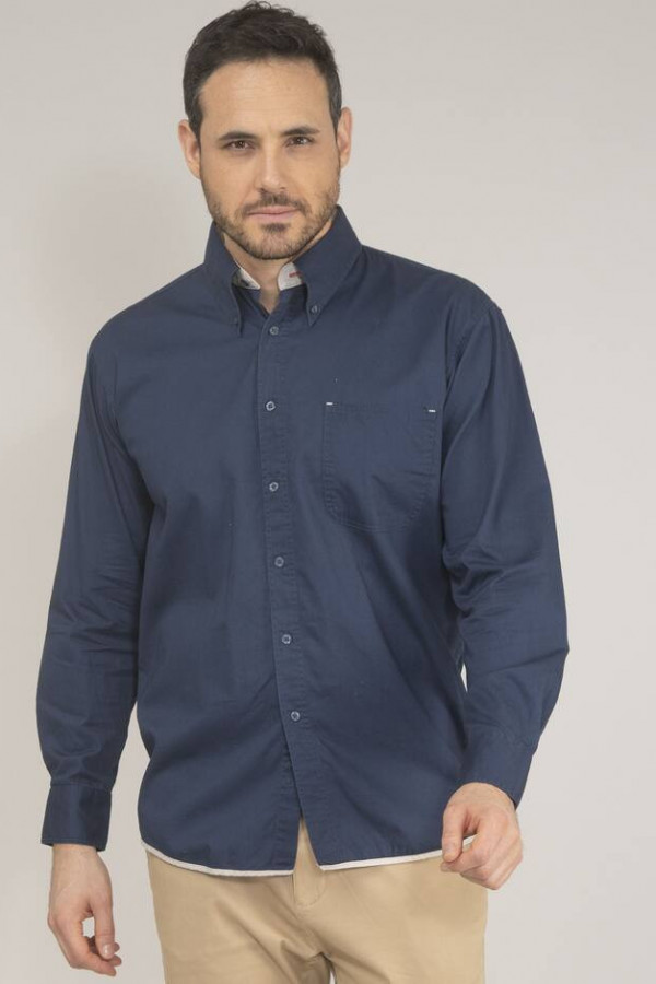 Chemise contrastée manches longues. 100% coton twill.