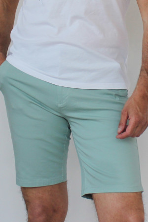 Jade Green Bermuda Shorts 98% Organic cotton / 2% elastane