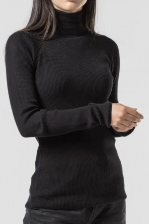 Black turtleneck sweater 100% organic cotton.